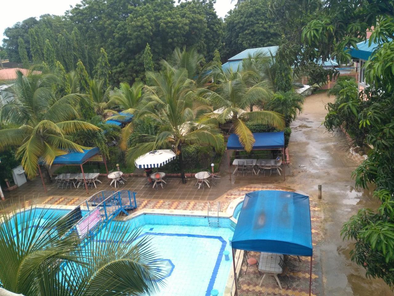 Premier Guest Residence Hotel Malindi Ngoại thất bức ảnh